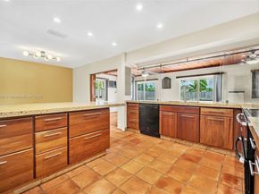 4815 Cleveland St, Hollywood FL 33021