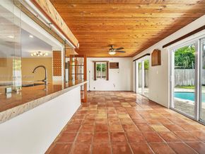 4815 Cleveland St, Hollywood FL 33021