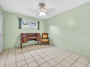4815 Cleveland St, Hollywood FL 33021