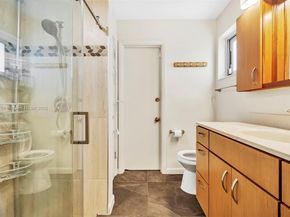 4815 Cleveland St, Hollywood FL 33021