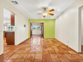4815 Cleveland St, Hollywood FL 33021