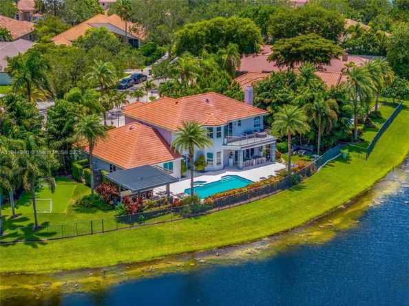 3272 Muirfield, Weston FL 33332