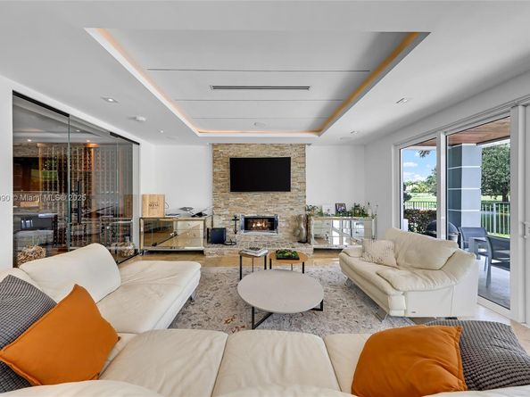 3272 Muirfield, Weston FL 33332