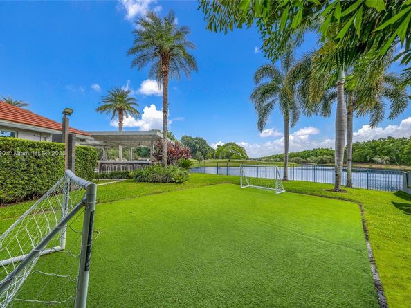 3272 Muirfield, Weston FL 33332