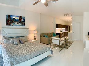 851 NE 1 Ave 502, Miami FL 33132