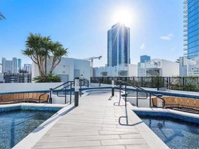 851 NE 1 Ave 502, Miami FL 33132
