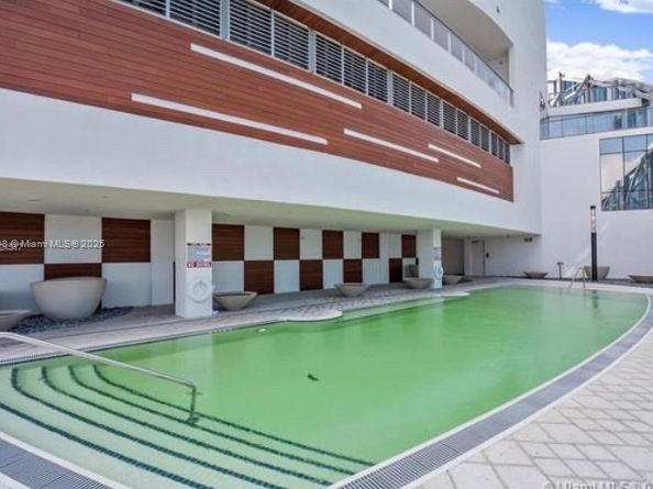 851 NE 1 Ave 502, Miami FL 33132