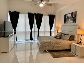 851 NE 1 Ave 502, Miami FL 33132