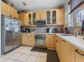 5400 NW 107th Ave 401, Doral FL 33178