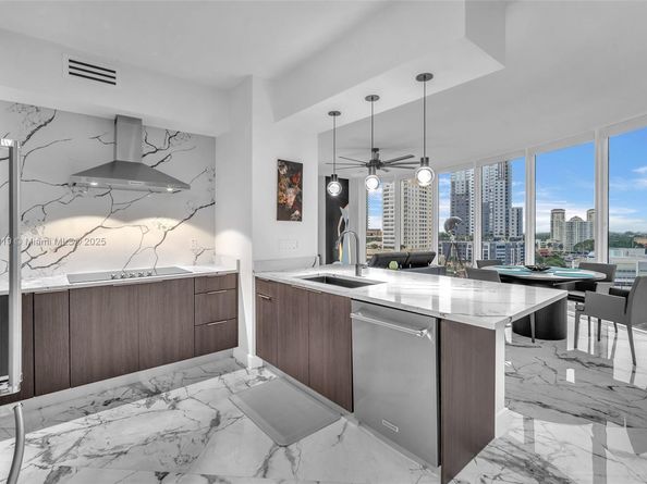 333 Las Olas Way 1207, Fort Lauderdale FL 33301