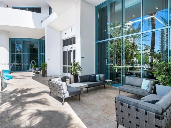 333 Las Olas Way 1207, Fort Lauderdale FL 33301