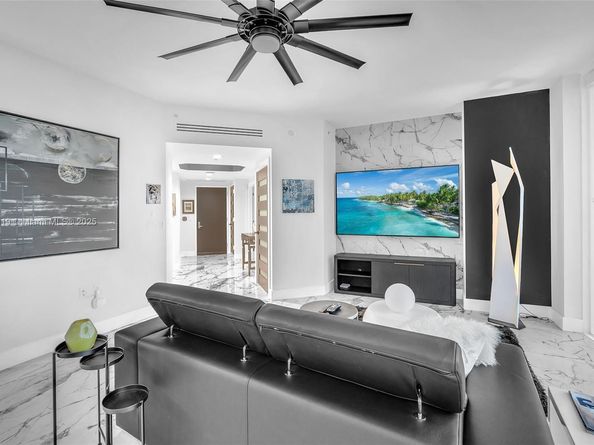 333 Las Olas Way 1207, Fort Lauderdale FL 33301