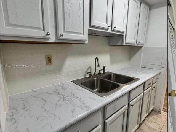 20490 nw 7 ave 15, Miami Gardens FL 33169