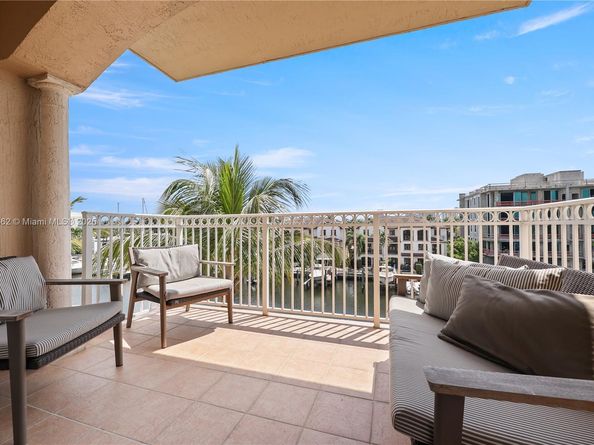 110 Hendricks Isle 13, Fort Lauderdale FL 33301