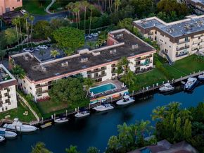 6855 Edgewater Dr 1DS, Coral Gables FL 33133