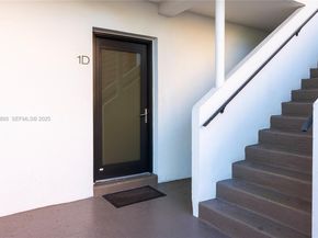 6855 Edgewater Dr 1DS, Coral Gables FL 33133