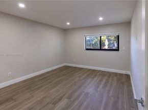 6855 Edgewater Dr 1DS, Coral Gables FL 33133