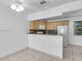 15421 SW 81st Cir Ln 28, Miami FL 33193