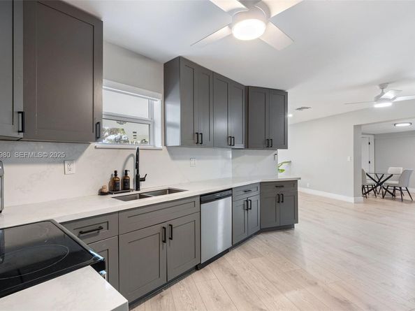 10650 NE 11th Ct, Miami Shores FL 33138