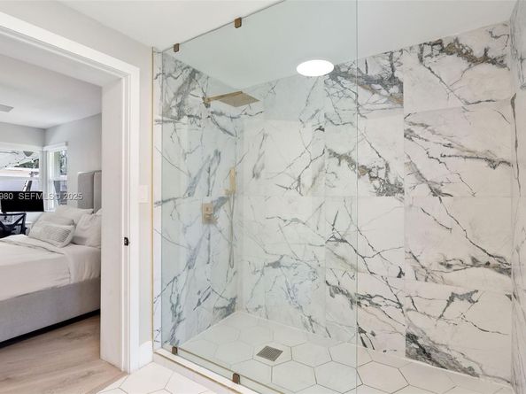 10650 NE 11th Ct, Miami Shores FL 33138