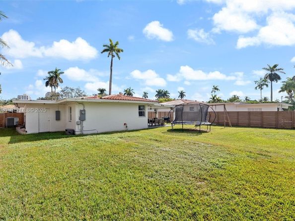 10650 NE 11th Ct, Miami Shores FL 33138