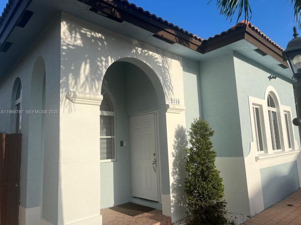 2510 NE 41st Ave, Homestead FL 33033