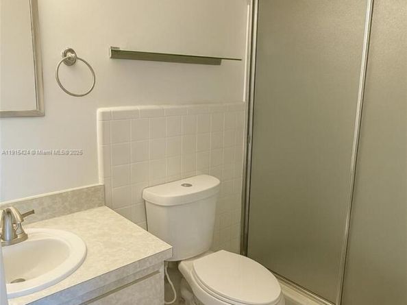 1700 NE 105th St 412, Miami Shores FL 33138