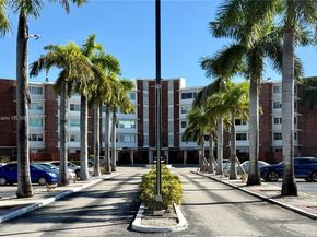 1700 NE 105th St 412, Miami Shores FL 33138