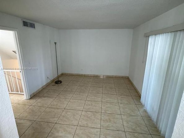 2800 Georgia Ave D27, West Palm Beach FL 33405