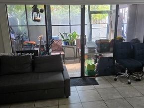 3320 Simms St 11F, Hollywood FL 33021
