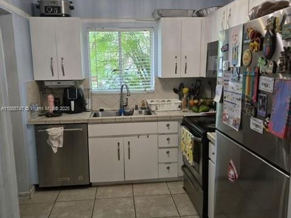 3320 Simms St 11F, Hollywood FL 33021