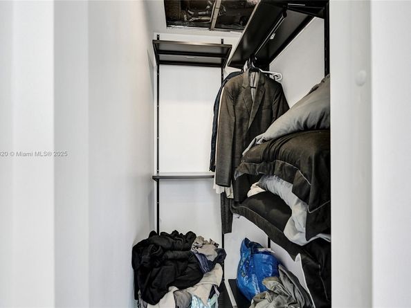 1985 S Ocean Dr PHK, Hallandale Beach FL 33009