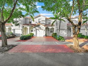 1007 NE 208th St 1007, Miami FL 33179