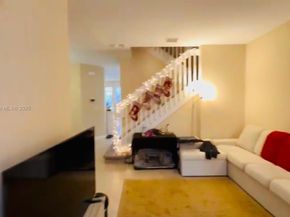 1007 NE 208th St 1007, Miami FL 33179