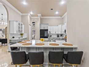 8346 SW 51st St, Davie FL 33328