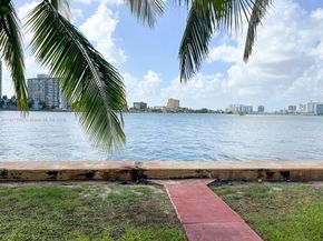 2160 Bay Dr 211, Miami Beach FL 33141
