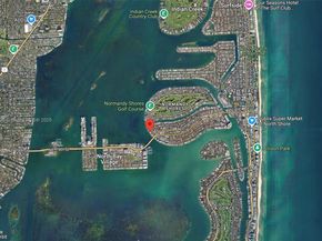 2160 Bay Dr 211, Miami Beach FL 33141