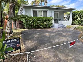 1955 Washington St, Hollywood FL 33020