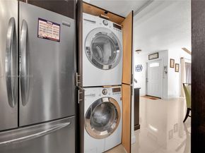 6949 SW 109th Pl, Miami FL 33173