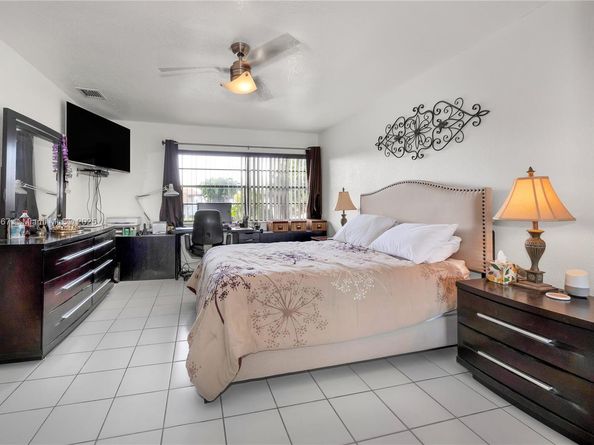 6949 SW 109th Pl, Miami FL 33173