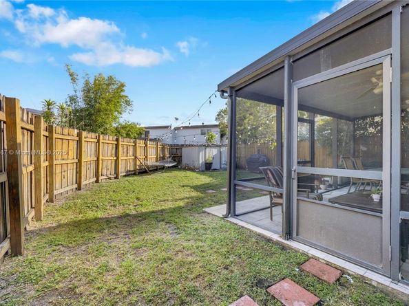 6949 SW 109th Pl, Miami FL 33173