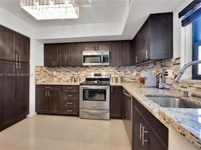 6949 SW 109th Pl, Miami FL 33173