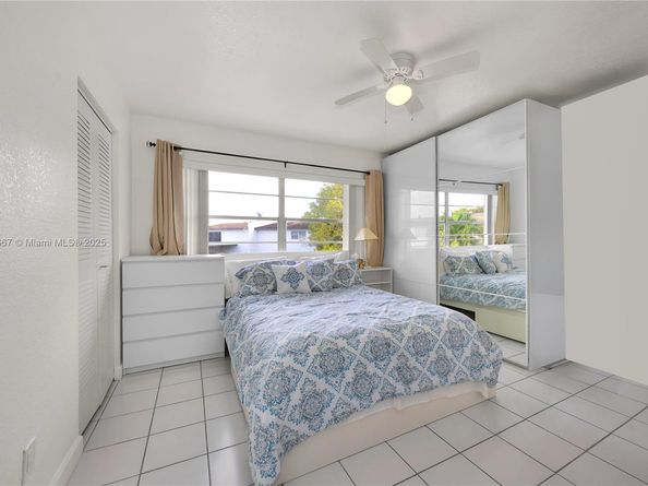 6949 SW 109th Pl, Miami FL 33173