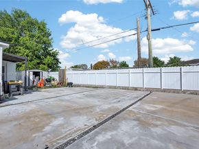 2001 Rutland St, Opa-Locka FL 33054