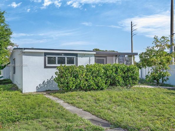 2001 Rutland St, Opa-Locka FL 33054