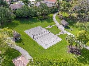 4108 Pine Ridge Ln, Weston FL 33331