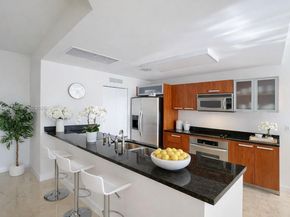 3131 NE 188th St 2606, Aventura FL 33180