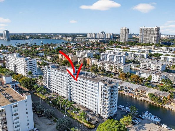 3703 NE 166th St 904, North Miami Beach FL 33160