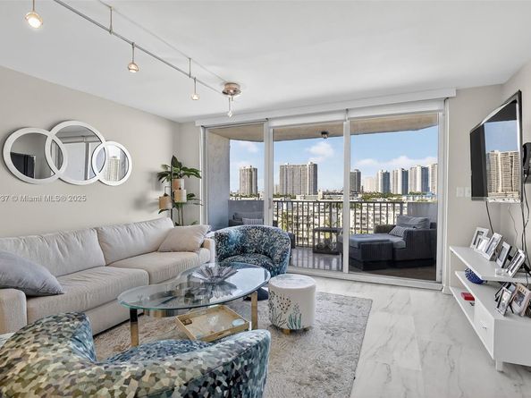 3703 NE 166th St 904, North Miami Beach FL 33160