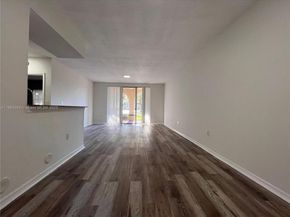 2400 Centergate Dr 102, Miramar FL 33025